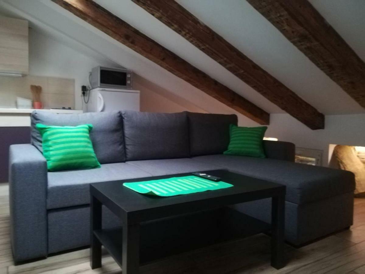 Lukadora Apartment Пула Екстериор снимка
