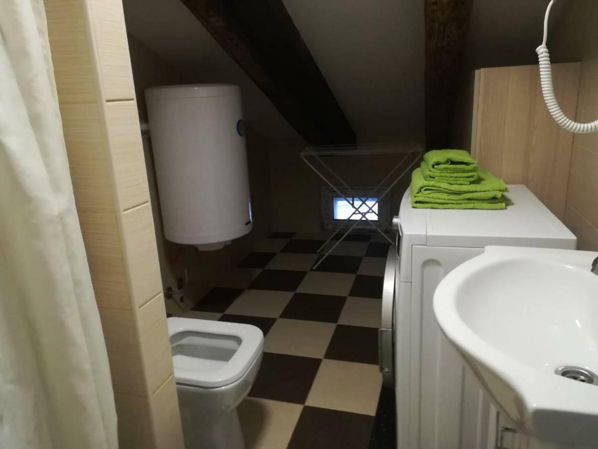 Lukadora Apartment Пула Екстериор снимка